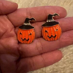 beautiful halloween pumpkin earrings